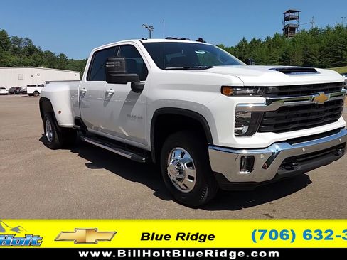 Used 2025 Chevrolet Silverado 3500 LT w/ Safety Package AWD/4WD image 1