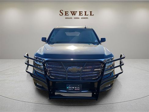 Used 2018 Chevrolet Suburban LT w/ Off-Road Package image 8