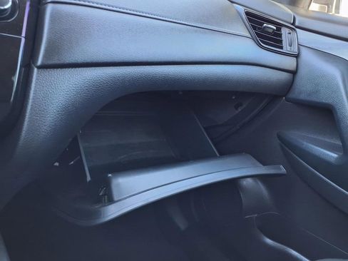 Used 2020 Nissan Rogue S image 29