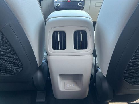 New 2026 Hyundai Tucson Limited FWD image 19
