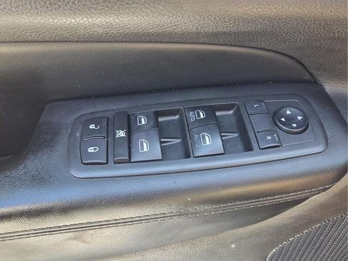 Used 2019 Jeep Grand Cherokee Limited RWD image 23
