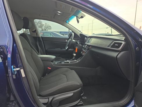 Used 2018 Kia Optima LX image 29