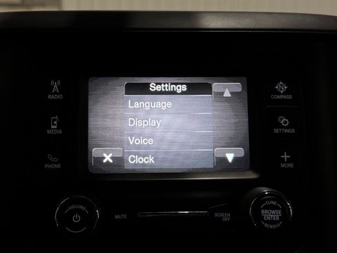 Used 2022 RAM 3500 Tradesman w/ Chrome Appearance Group AWD/4WD image 11