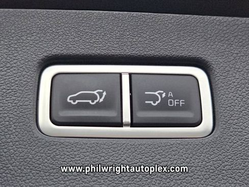 Used 2025 Kia Sorento X-Line EX image 17