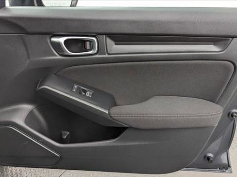 Used 2025 Honda Civic Sport image 22