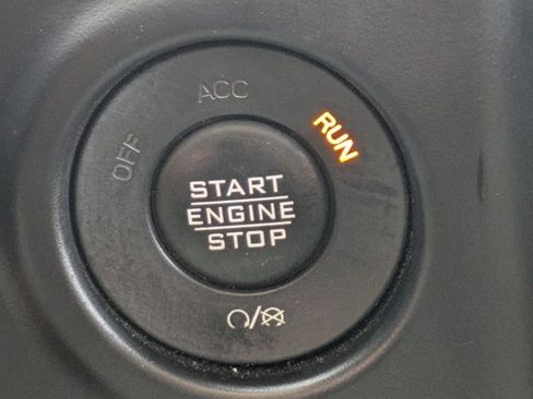 Certified 2020 Jeep Wrangler Unlimited Sport S image 25