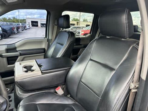 Used 2017 Ford F250 XLT AWD/4WD image 5