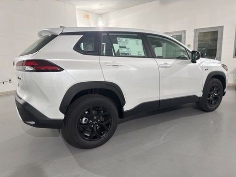 New 2026 Toyota Corolla Cross L image 14