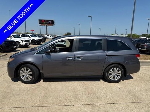 Used 2016 Honda Odyssey EX image 3