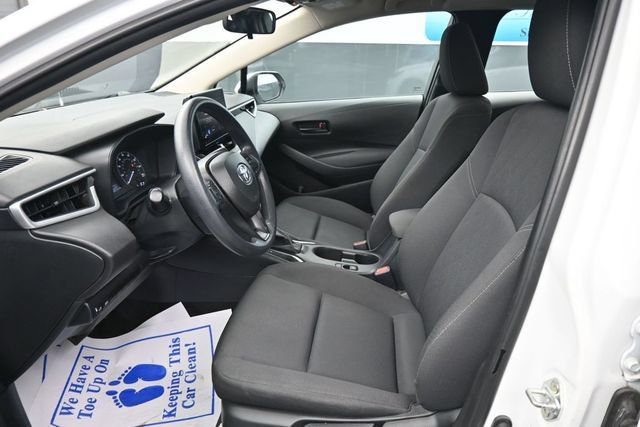 Used 2024 Toyota Corolla LE FWD image 11