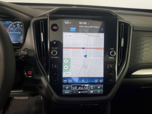 Used 2025 Subaru Forester Premium image 16