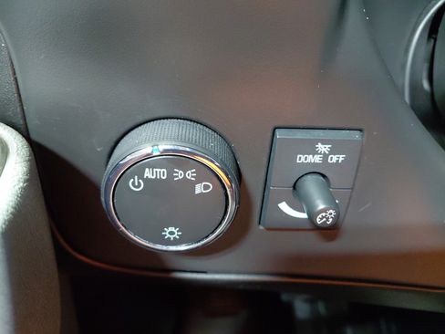 Used 2025 Chevrolet Express 2500 w/ Driver Convenience Package RWD image 34