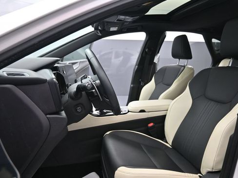 Used 2022 Lexus NX 350 AWD image 11