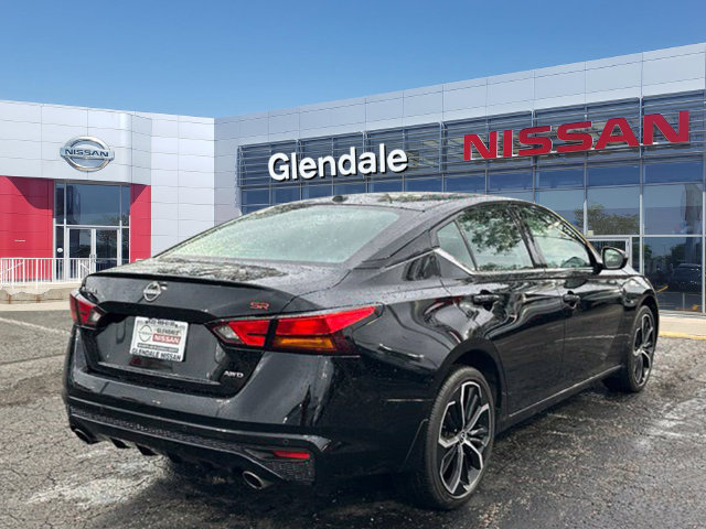 Certified 2024 Nissan Altima 2.5 SR AWD/4WD image 4