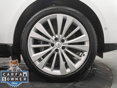 Used 2025 Land Rover Range Rover SE image 35