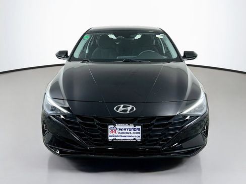 Used 2023 Hyundai Elantra SEL w/ Convenience Package FWD image 11