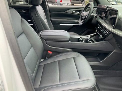 New 2026 Chevrolet Traverse LT w/ Driver Confidence Package image 19