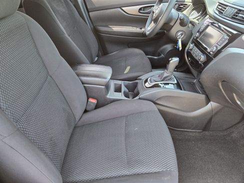 Used 2020 Nissan Rogue Sport S FWD image 10