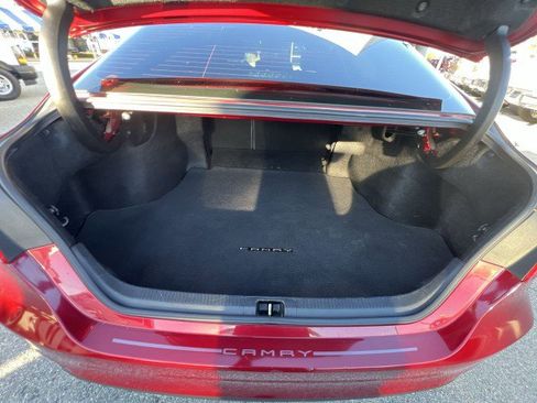 Used 2019 Toyota Camry LE w/ Convenience Package image 25