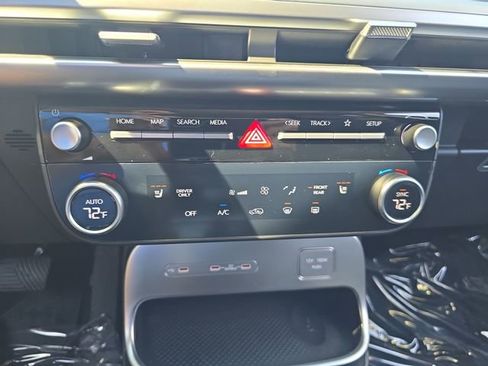 New 2026 Hyundai Ioniq 9 SE AWD/4WD image 18