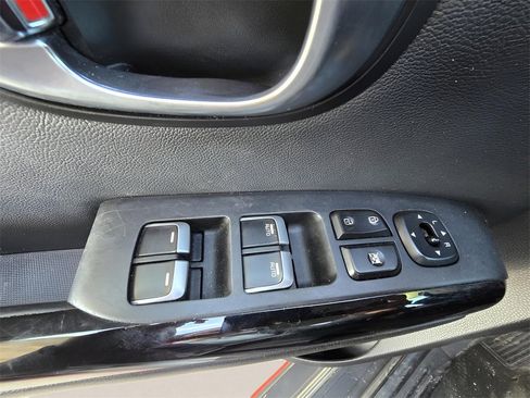 Used 2018 Kia Soul ! image 61