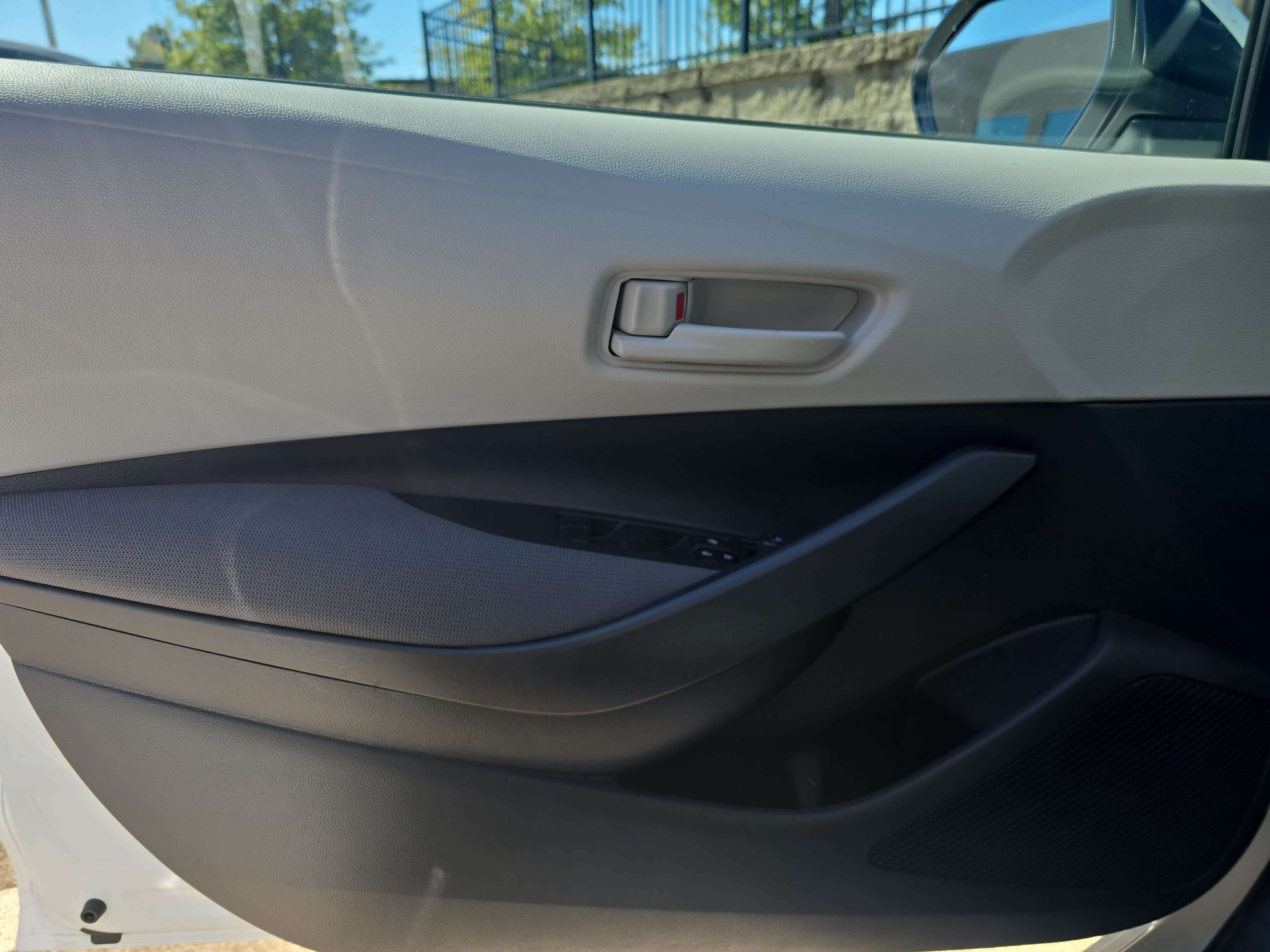 New 2027 Toyota Corolla LE FWD image 27