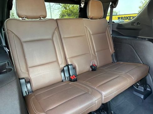 Used 2021 Chevrolet Tahoe High Country AWD/4WD image 28