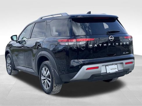 Certified 2022 Nissan Pathfinder SL AWD/4WD image 5