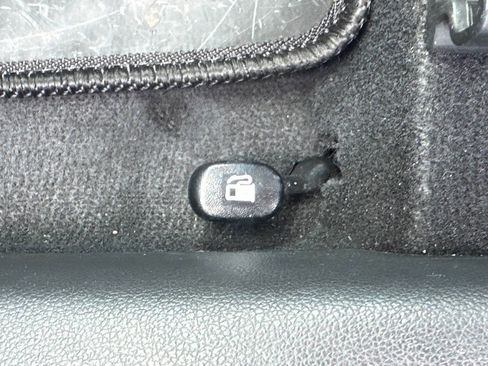 Used 2023 Hyundai Kona SEL FWD image 23