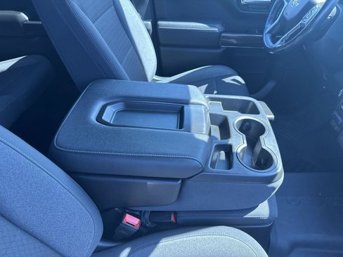 Certified 2021 Chevrolet Silverado 1500 LT AWD/4WD image 12
