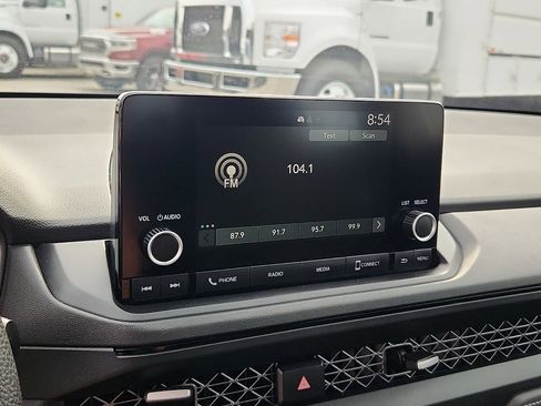 Used 2024 Honda Accord EX image 10