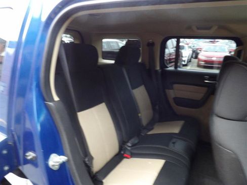 Used 2006 HUMMER H3 w/ Chrome Appearance Package image 12
