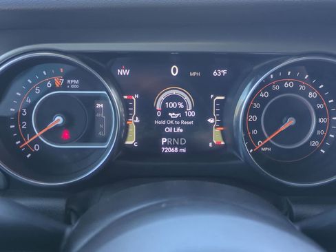 Certified 2021 Jeep Gladiator Sport AWD/4WD image 33