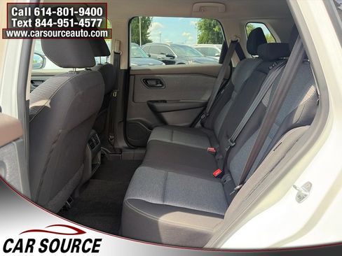 Used 2022 Nissan Rogue S FWD image 21