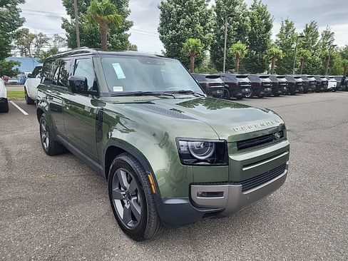 New 2026 Land Rover Defender 130 S AWD/4WD image 6