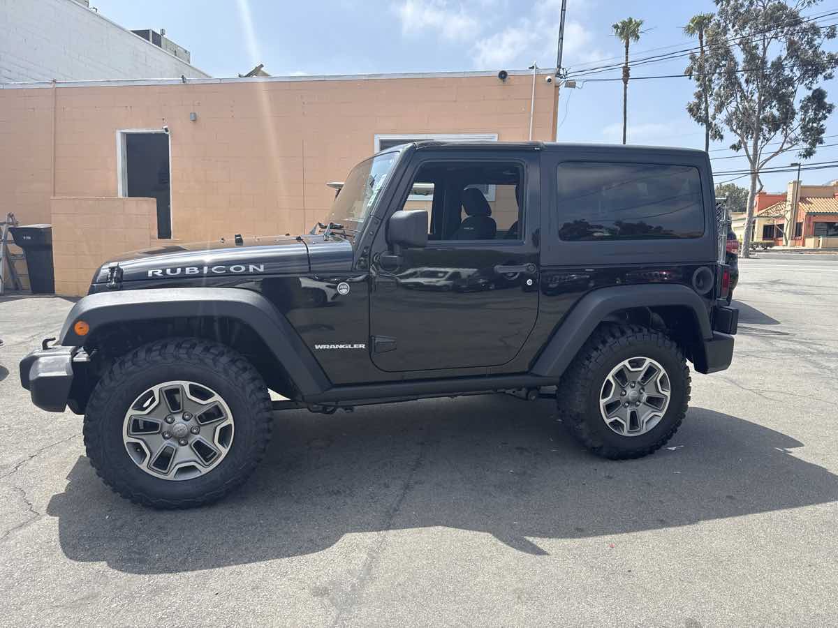 Used 2014 Jeep Wrangler Rubicon w/ Power Convenience Group AWD/4WD image 5