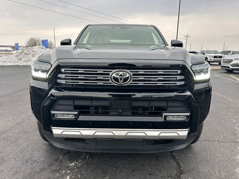 Used 2025 Toyota 4Runner Limited image 3