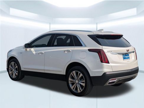 Used 2026 Cadillac XT5 Premium Luxury w/ Driver Assist Package FWD image 3