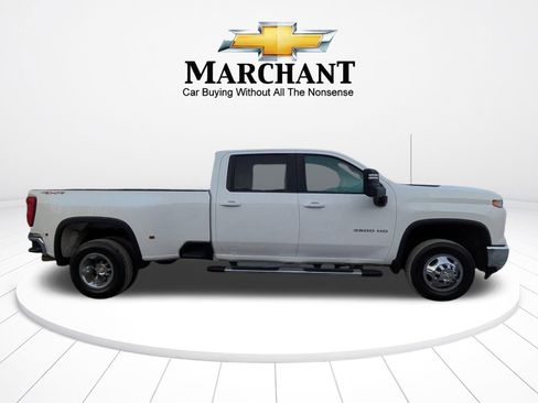 Used 2024 Chevrolet Silverado 3500 LT image 3