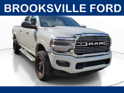 Used 2022 RAM 2500 Laramie AWD/4WD image 1
