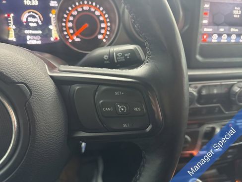 Used 2022 Jeep Wrangler Willys image 25
