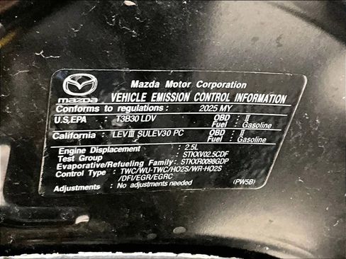 Used 2025 MAZDA MAZDA3 s Sport image 32