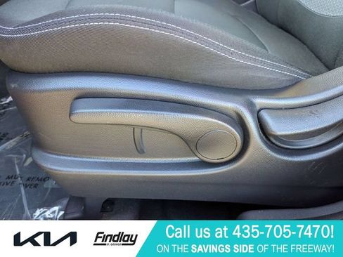 Used 2019 Kia Soul + FWD image 17