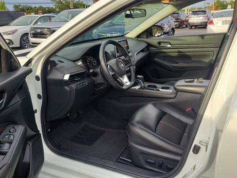 Used 2020 Nissan Altima 2.5 SR w/ Premium Package image 21