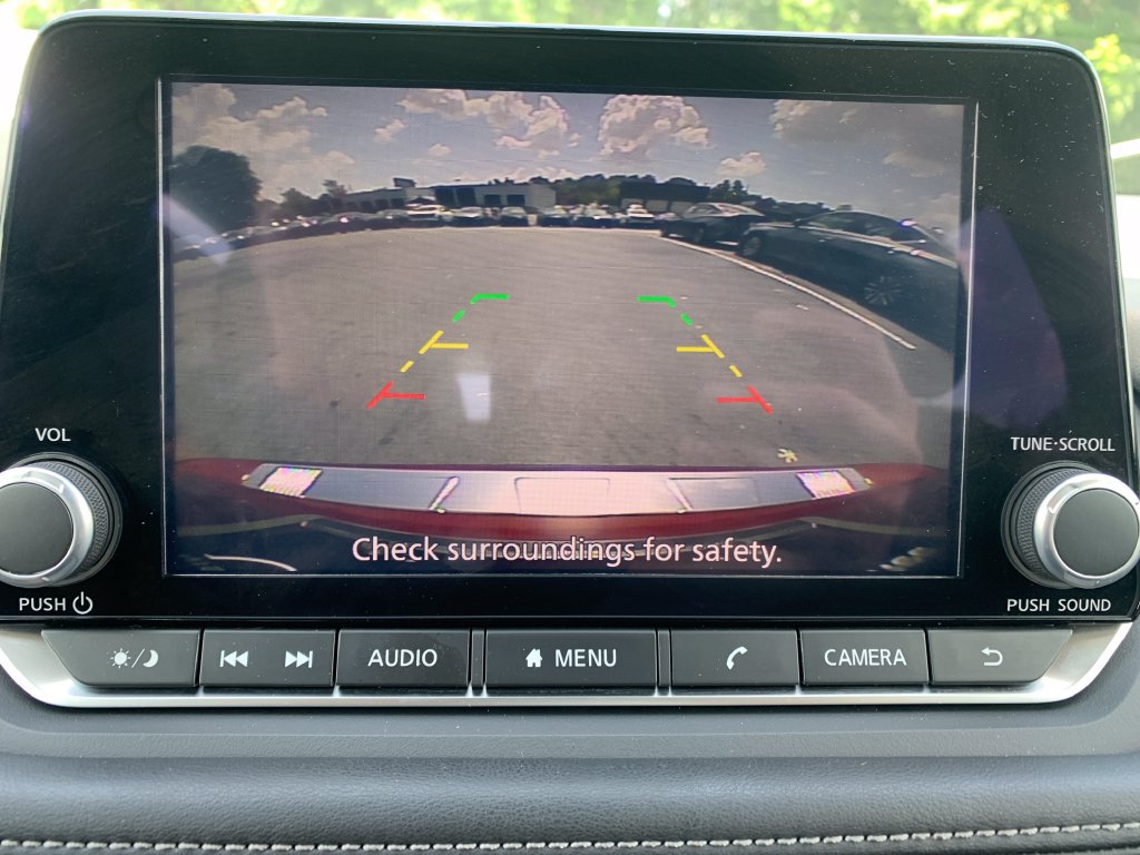 Certified 2025 Nissan Rogue SV FWD image 15
