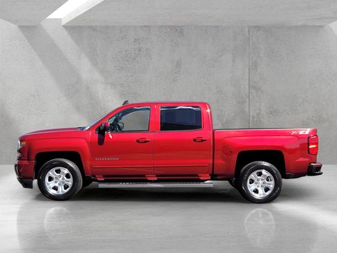 Used 2018 Chevrolet Silverado 1500 LT w/ All Star Edition AWD/4WD image 7