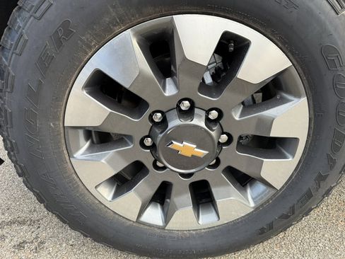 New 2026 Chevrolet Silverado 2500 Custom w/ Custom Value Package image 9