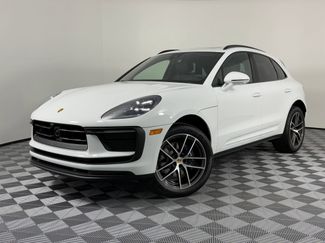 New 2026 Porsche Macan video 1