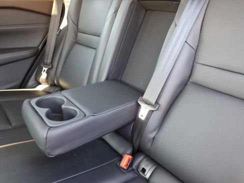 Used 2023 Nissan Rogue SV w/ SV Premium Package image 34