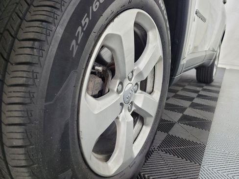 Used 2018 Jeep Compass Latitude w/ Popular Equipment Group AWD/4WD image 31